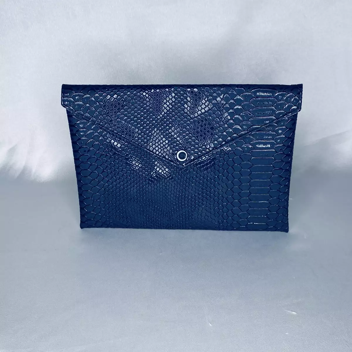 Pochette - Le compagnon idéal pour compléter votre tenue et rester organisé